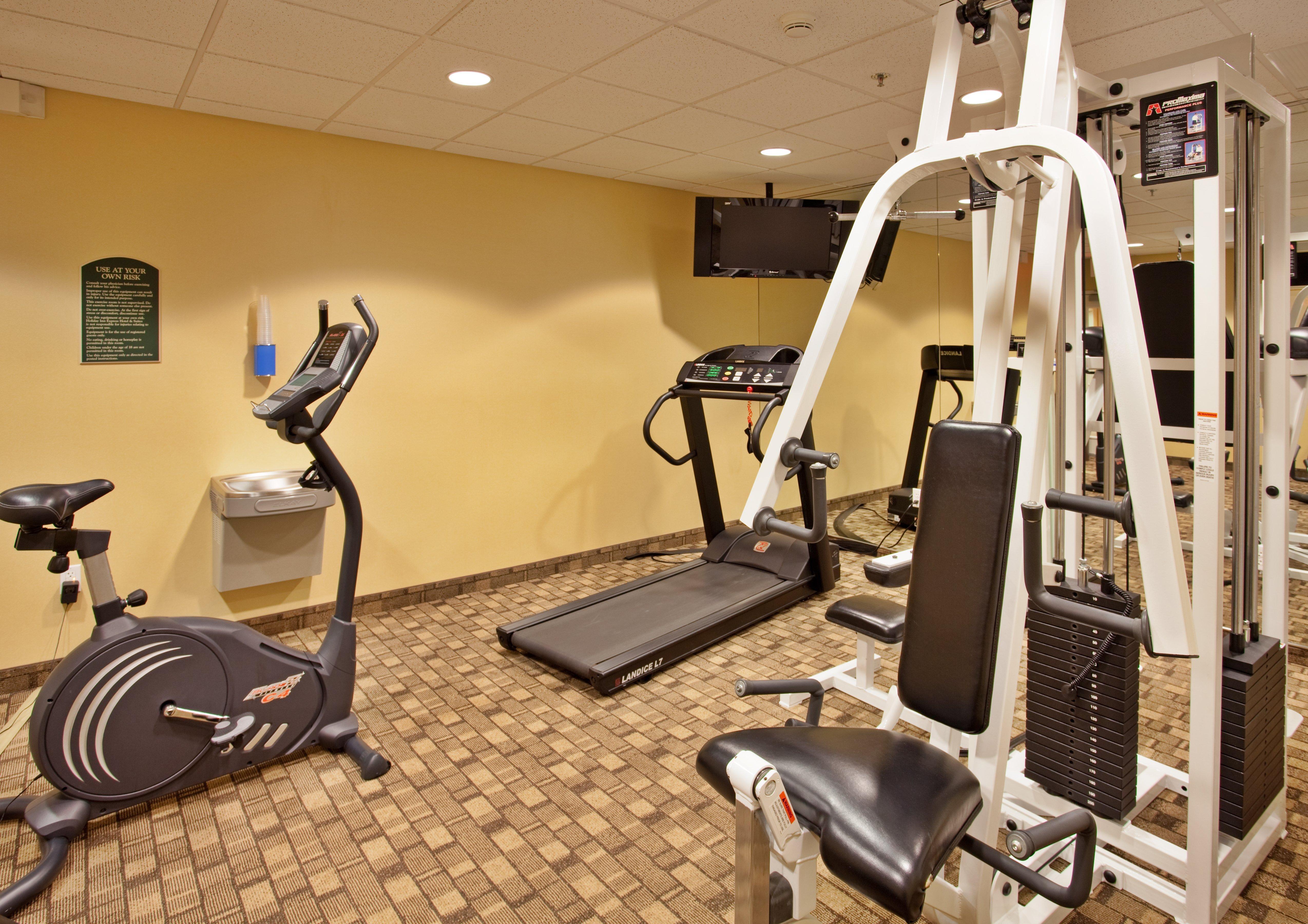 Holiday Inn Express Hotel & Suites Wichita Airport By Ihg Kültér fotó