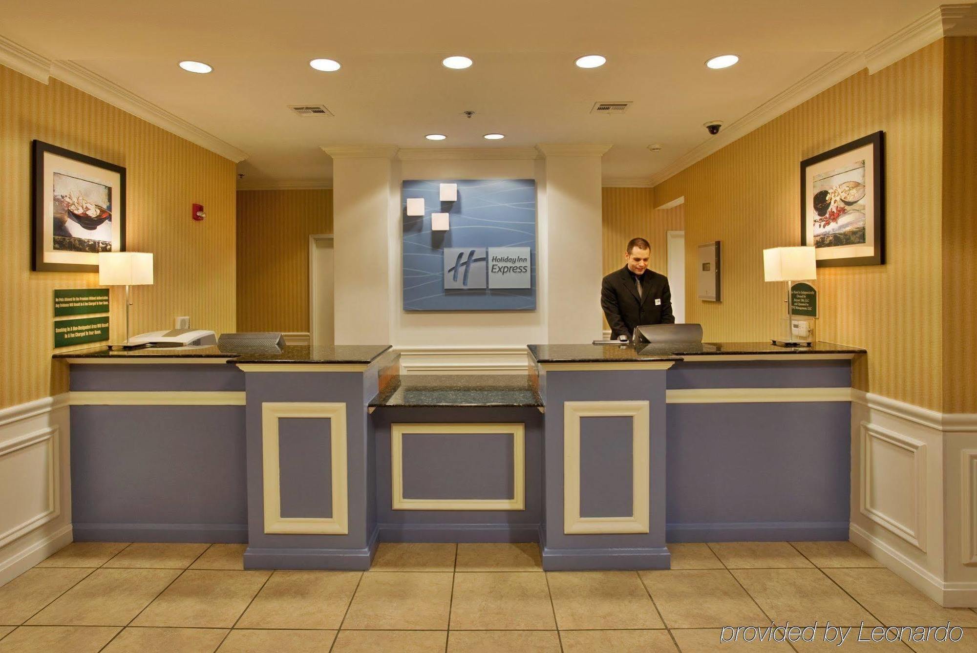 Holiday Inn Express Hotel & Suites Wichita Airport By Ihg Kültér fotó